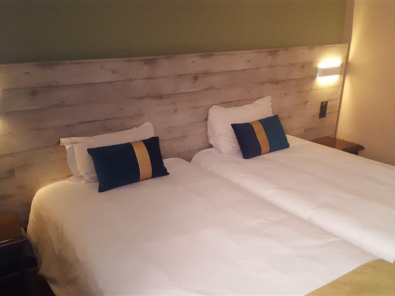 Euro Hotel Paris Кретей Экстерьер фото